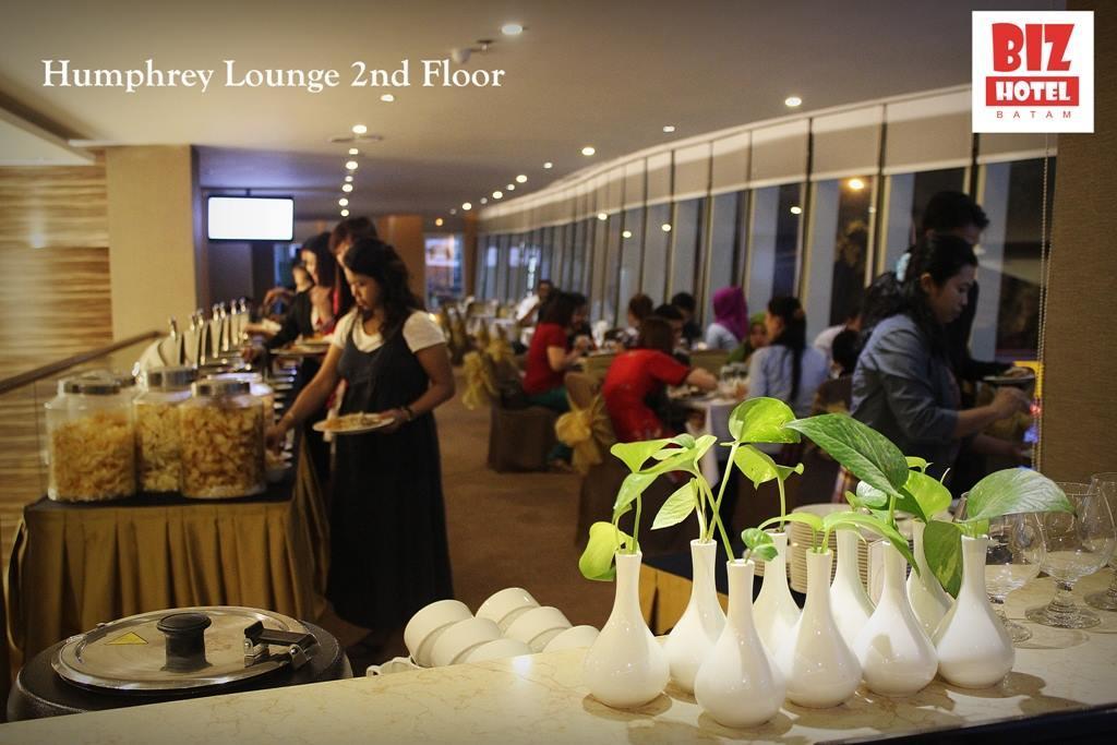Biz Hotel Batam Nagoya Extérieur photo