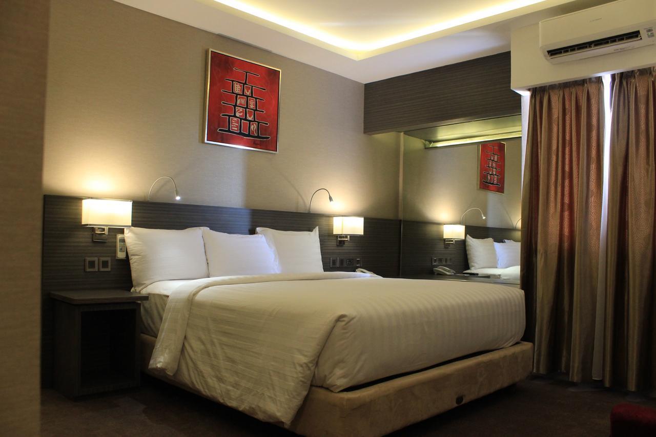 Biz Hotel Batam Nagoya Extérieur photo