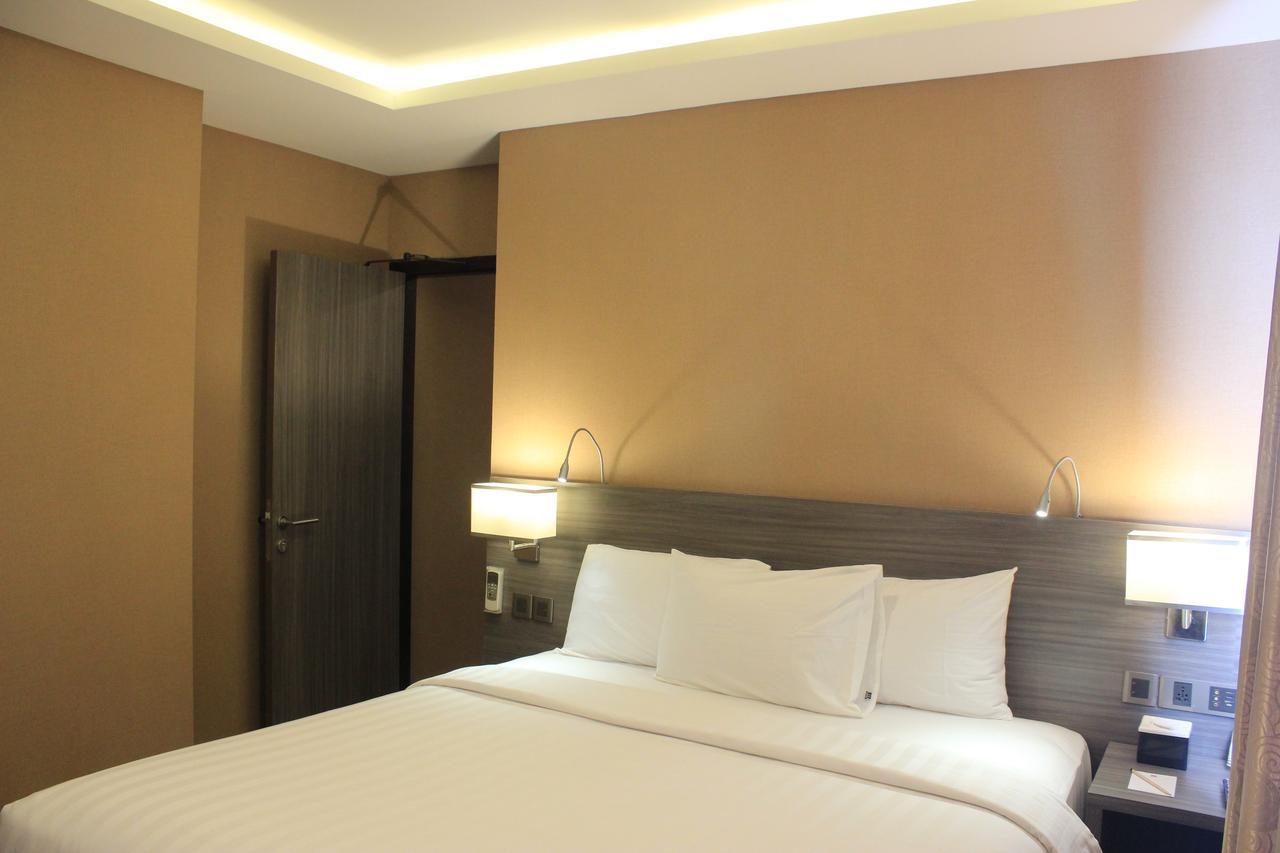 Biz Hotel Batam Nagoya Extérieur photo