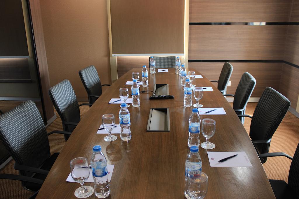 Biz Hotel Batam Nagoya Extérieur photo